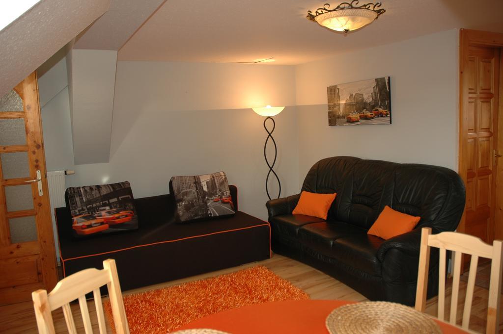 Alom Kucko Apartman Zalaegerszeg Værelse billede